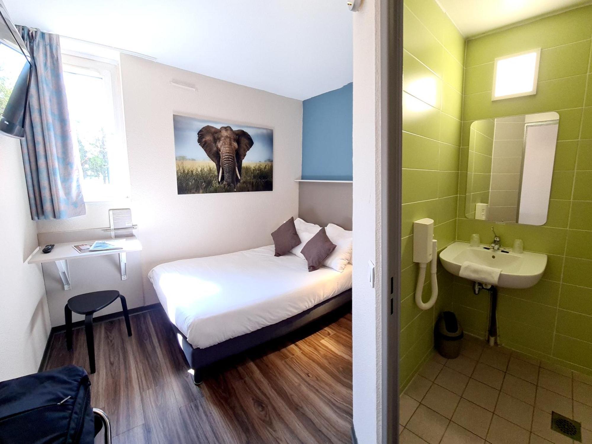 The Originals City Hotel Marseille Aeroport Vitrolles  Dış mekan fotoğraf